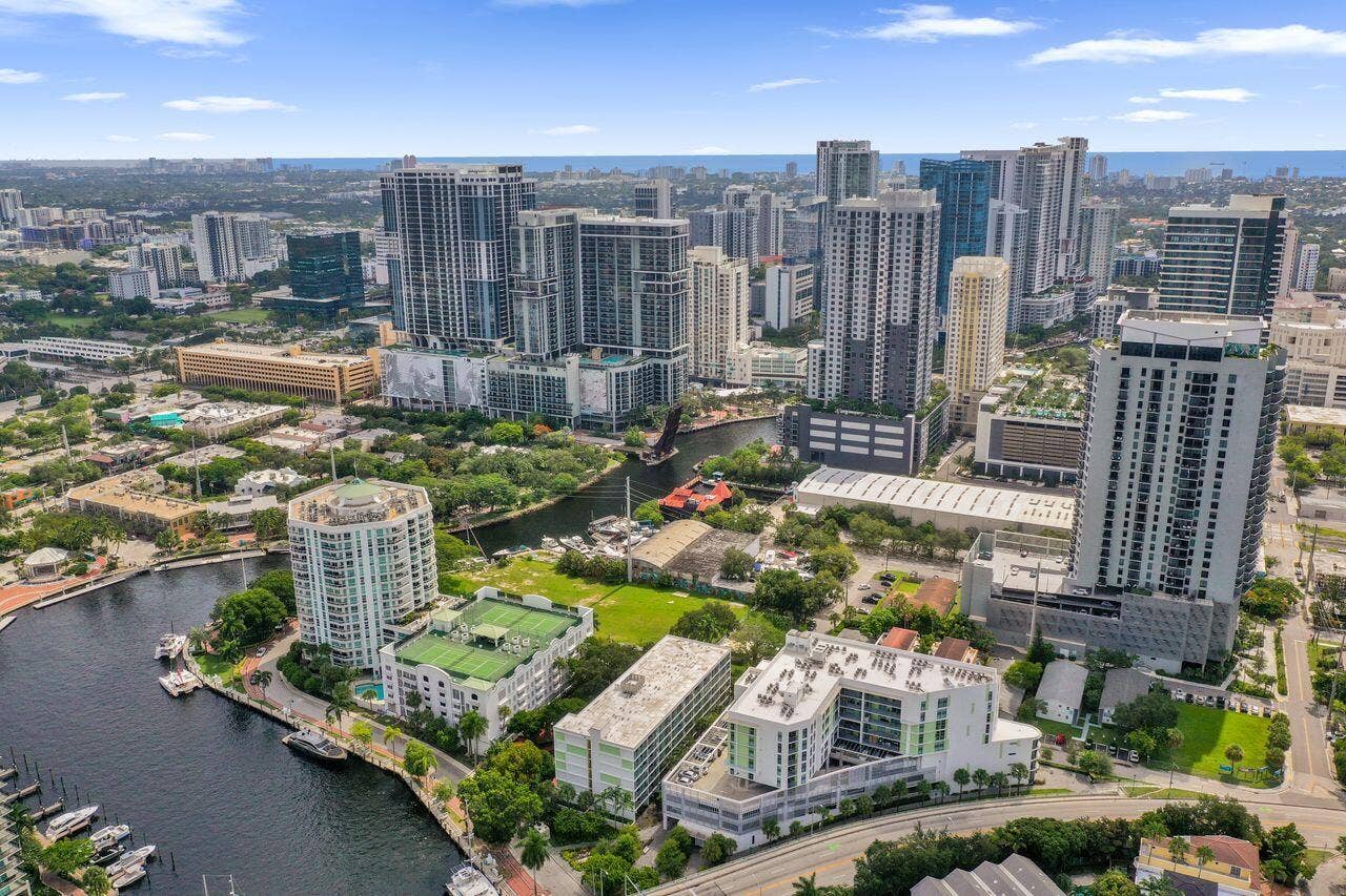 401 SW 4TH Avenue, #203, Fort Lauderdale, FL 33315 Ariel View East
