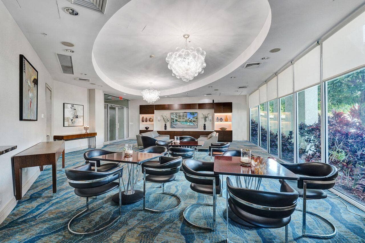 401 SW 4TH Avenue, #203, Fort Lauderdale, FL 33315 Club Room
