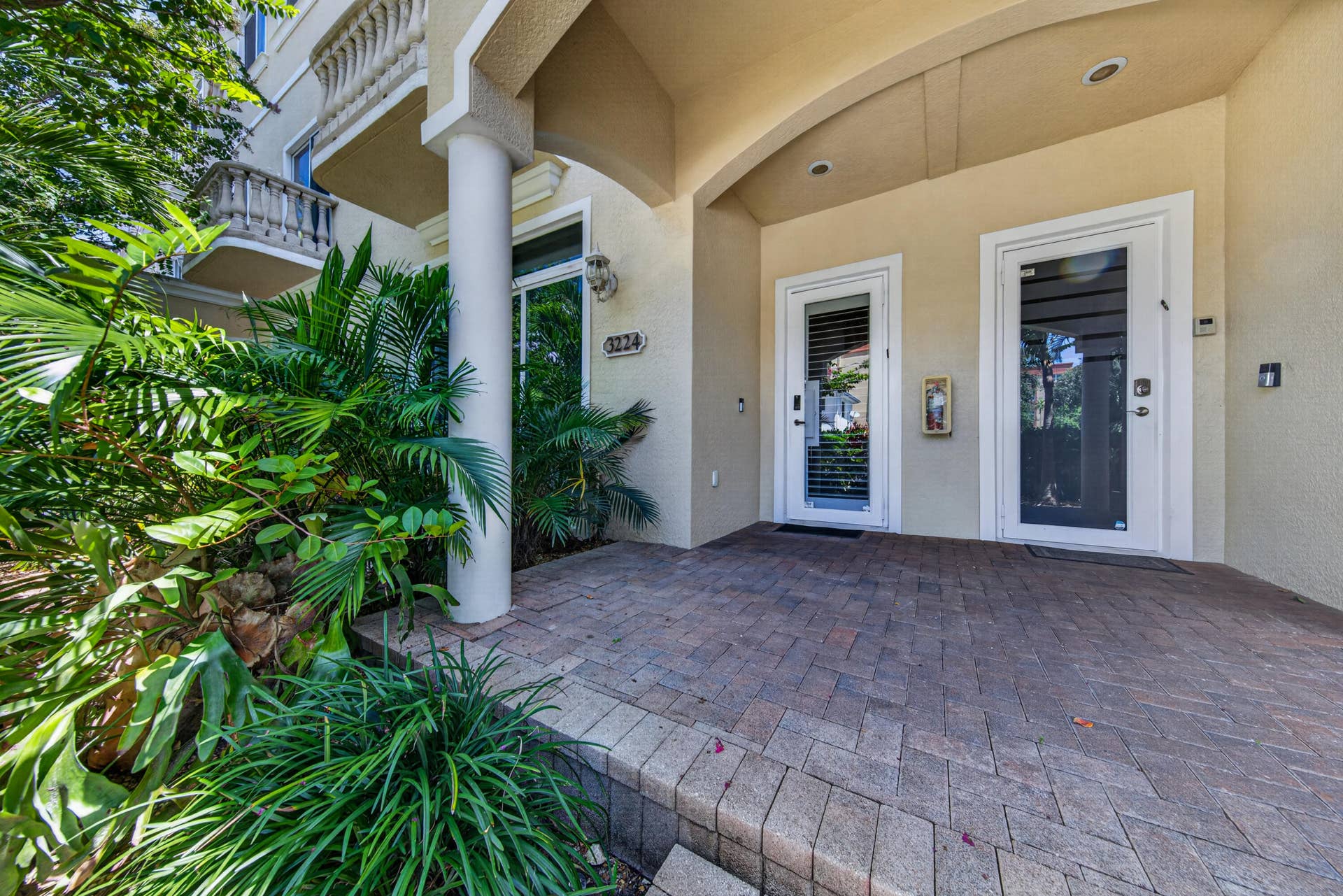 3224 NE 4th Street, Pompano Beach, FL 33062 front entrance