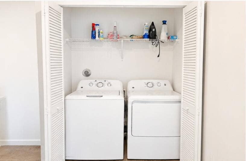 4414 HEMLOCK Drive, Riviera Beach, FL 33410 washer dryer