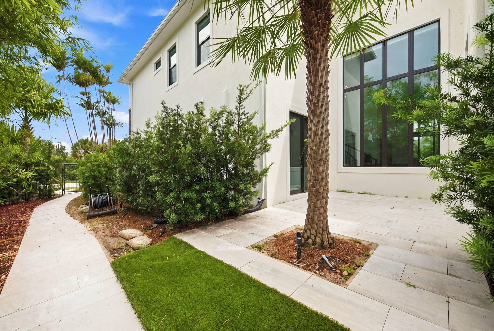 6924 N STILLWATER SHORES Drive, Davie, FL 33314 52-web-or-mls-6924-n-stillwater-shores-d
