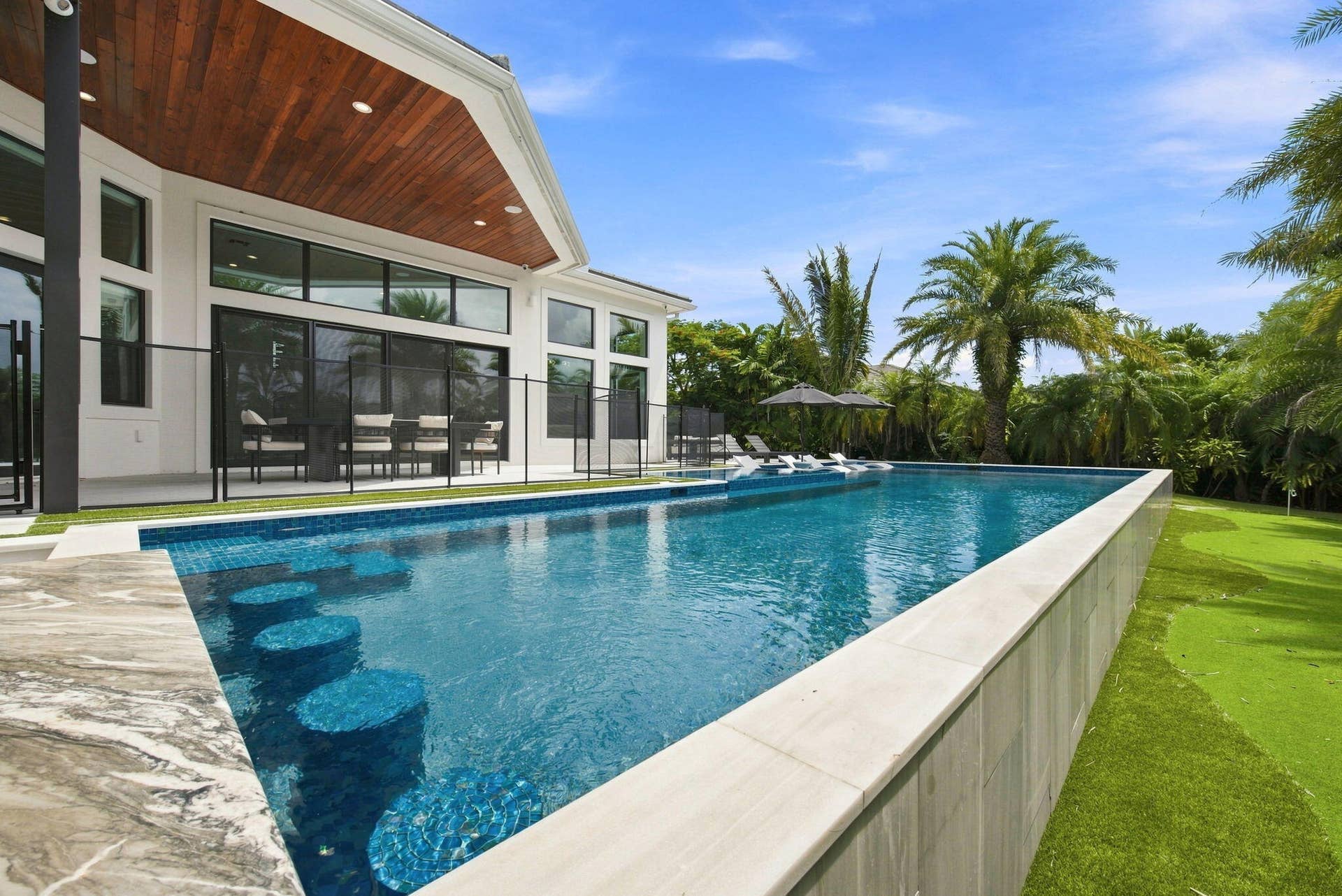 6924 N STILLWATER SHORES Drive, Davie, FL 33314 47-web-or-mls-6924-n-stillwater-shores-d