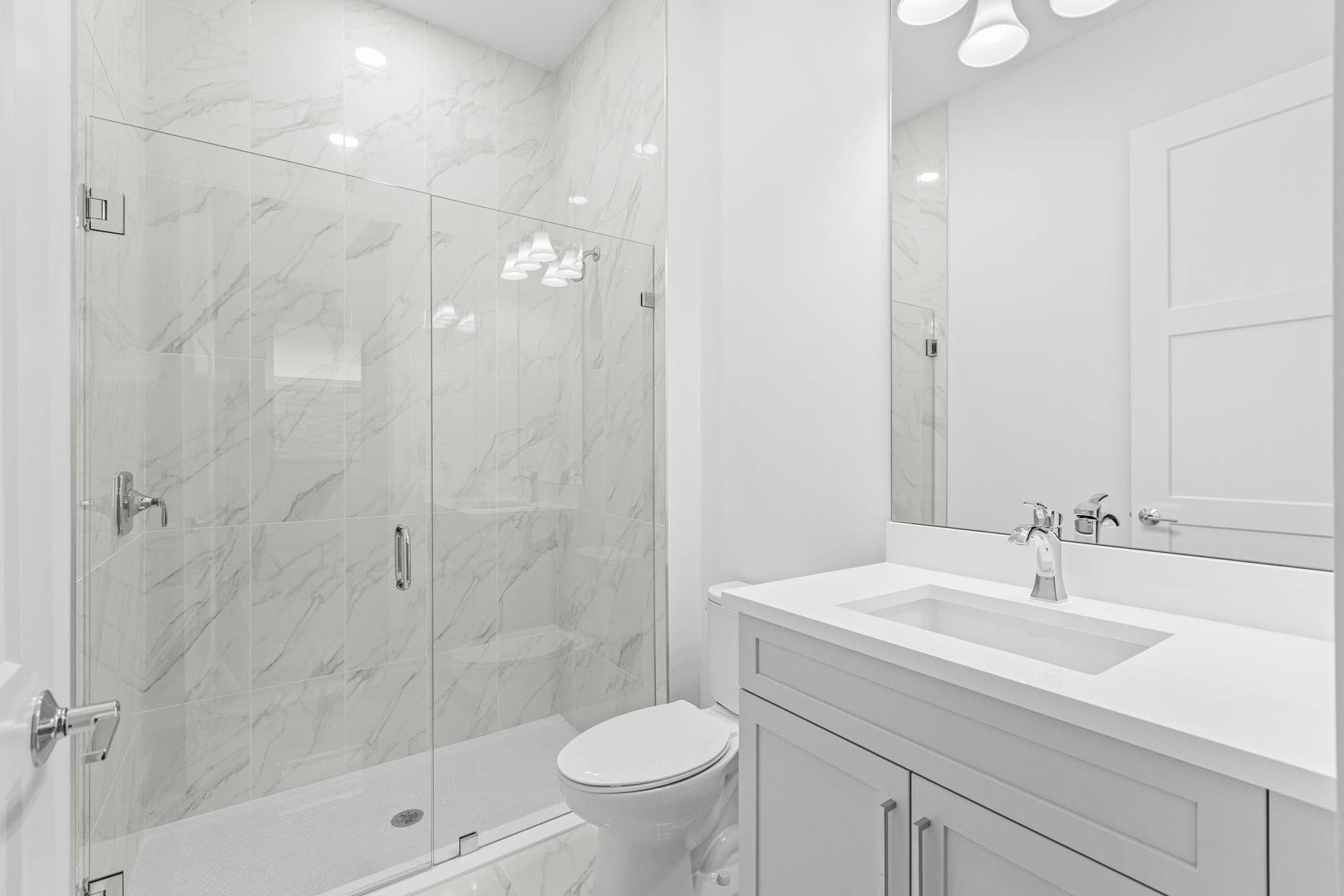 14023 Bastille Street, Palm Beach Gardens, FL 33412 Bath