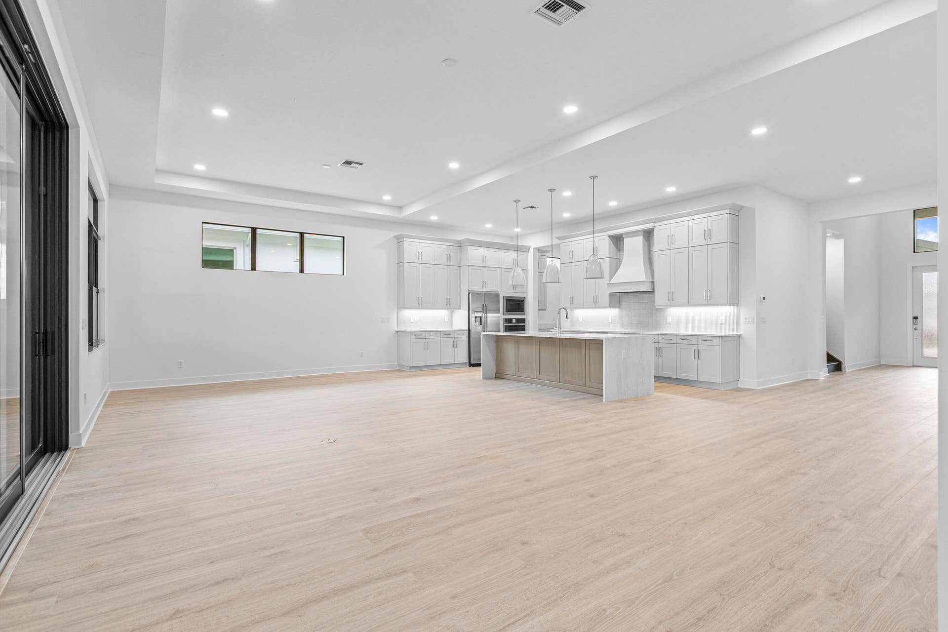 14023 Bastille Street, Palm Beach Gardens, FL 33412 Dining-Great Room