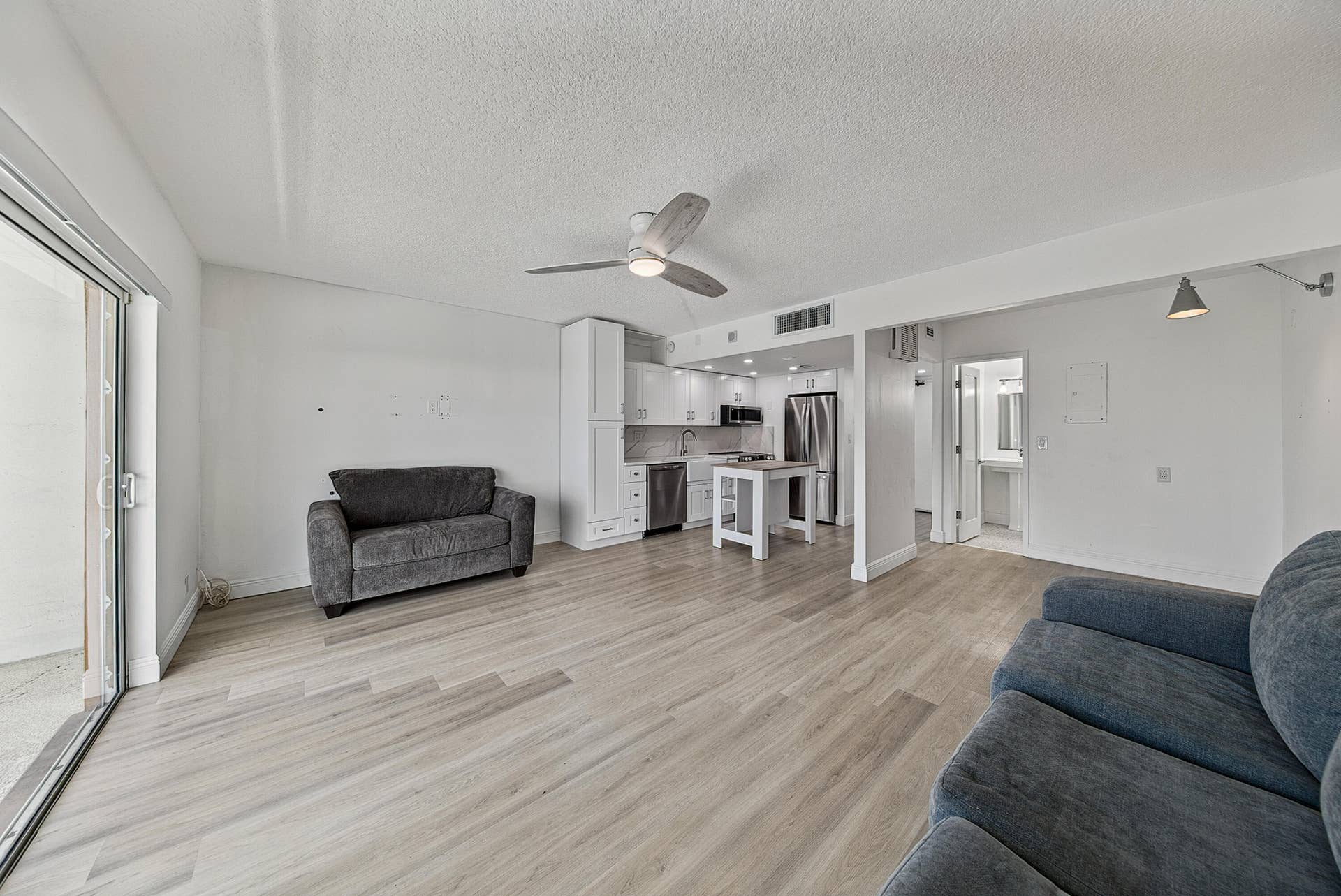 2900 NE 30TH Street, #D-3, Fort Lauderdale, Fort Lauderdale, FL 33306 castro-15