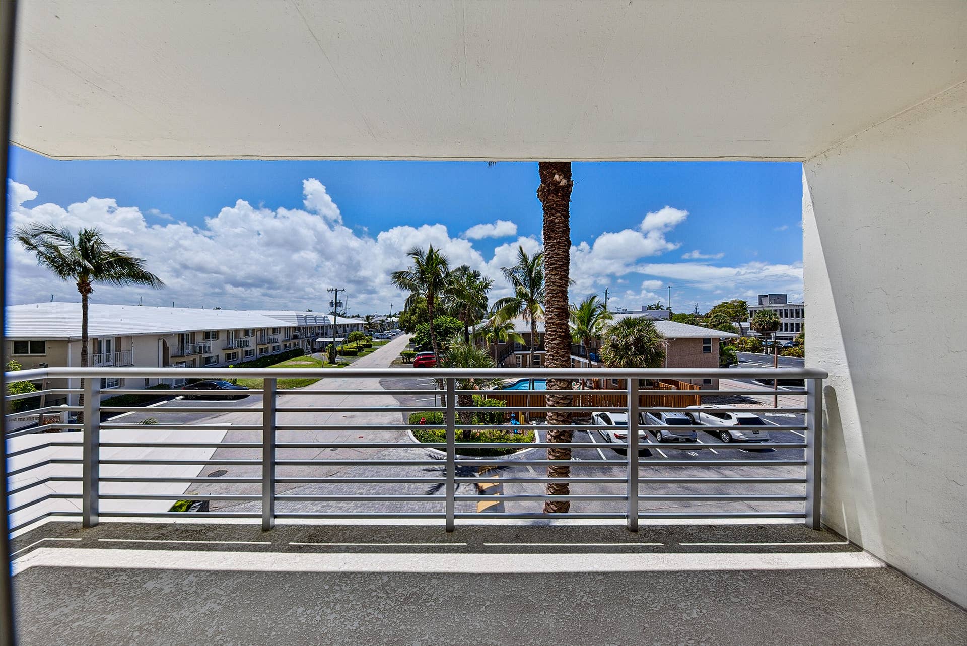 2900 NE 30TH Street, #D-3, Fort Lauderdale, Fort Lauderdale, FL 33306 castro-17
