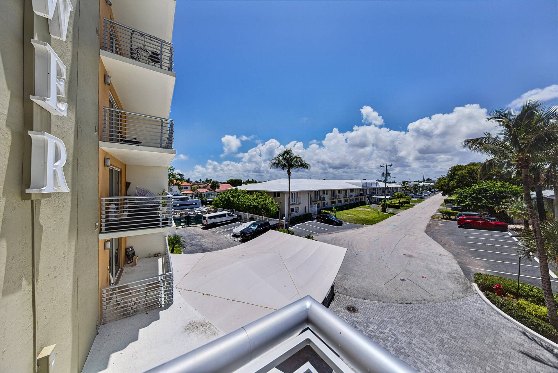 2900 NE 30TH Street, #D-3, Fort Lauderdale, Fort Lauderdale, FL 33306 castro-19