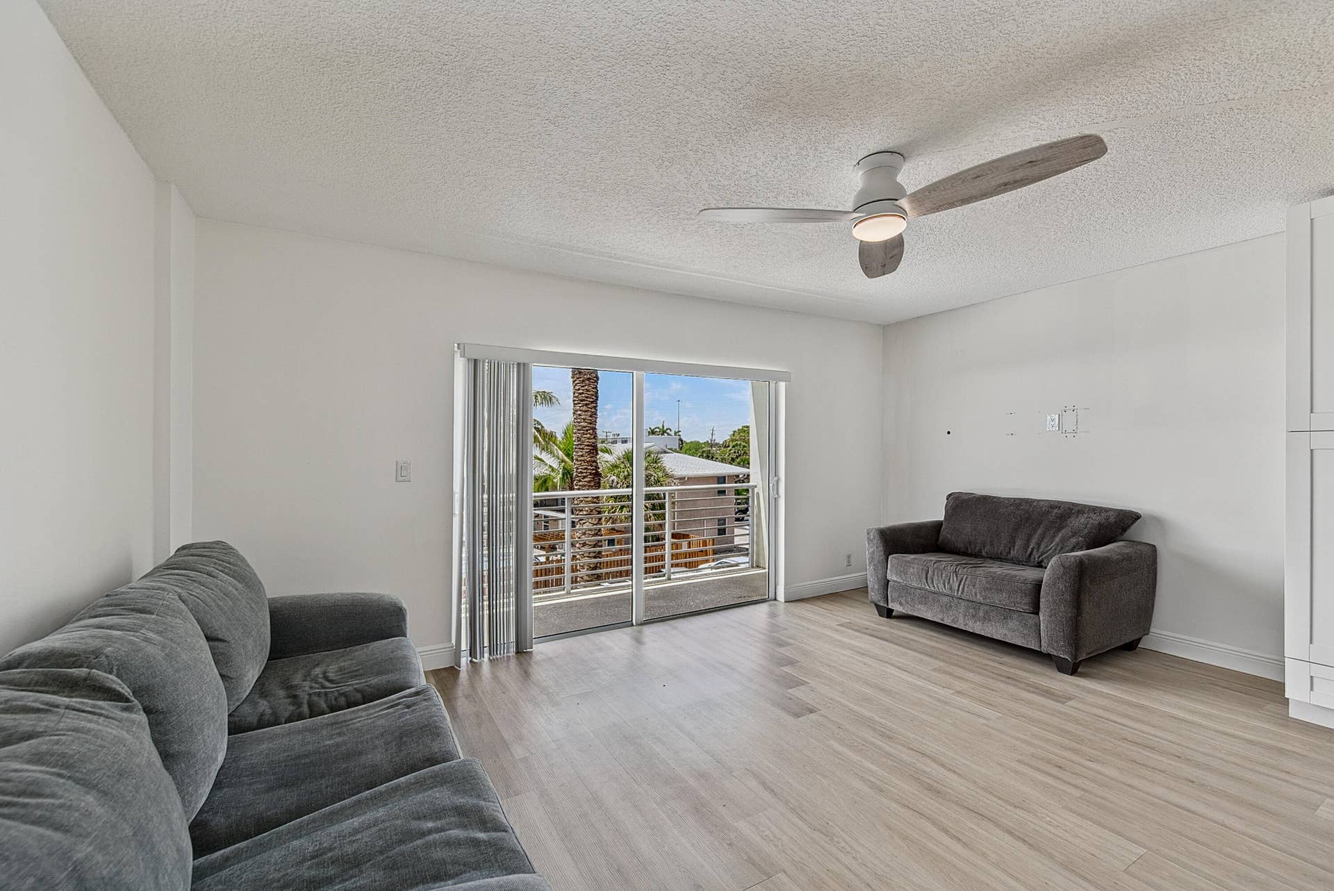 2900 NE 30TH Street, #D-3, Fort Lauderdale, Fort Lauderdale, FL 33306 castro-12