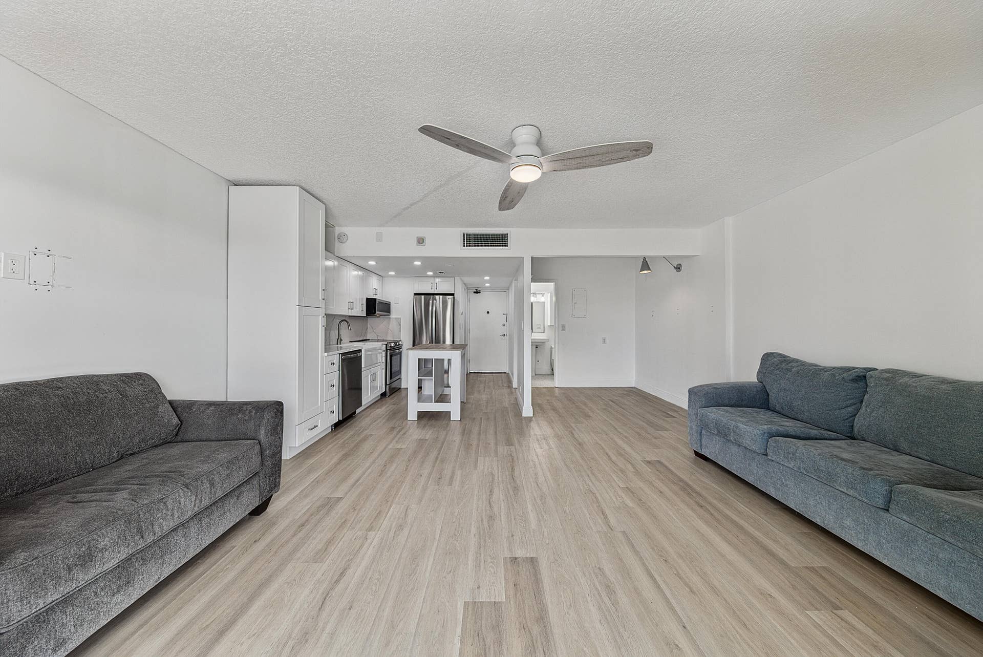 2900 NE 30TH Street, #D-3, Fort Lauderdale, Fort Lauderdale, FL 33306 castro-16
