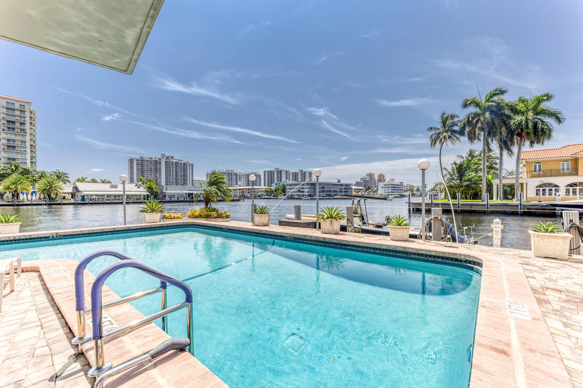 2900 NE 30TH Street, #D-3, Fort Lauderdale, Fort Lauderdale, FL 33306 lauderdale tower pool (4)