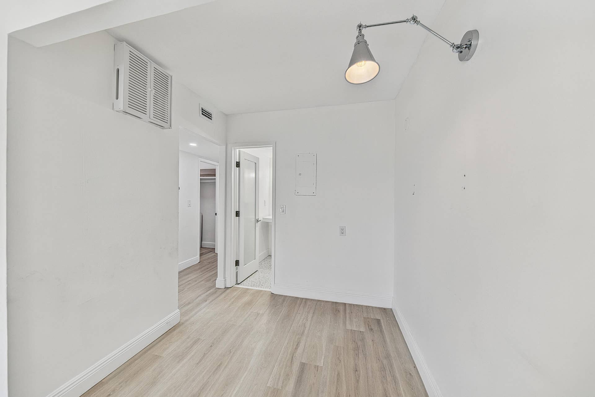 2900 NE 30TH Street, #D-3, Fort Lauderdale, Fort Lauderdale, FL 33306 Bed area