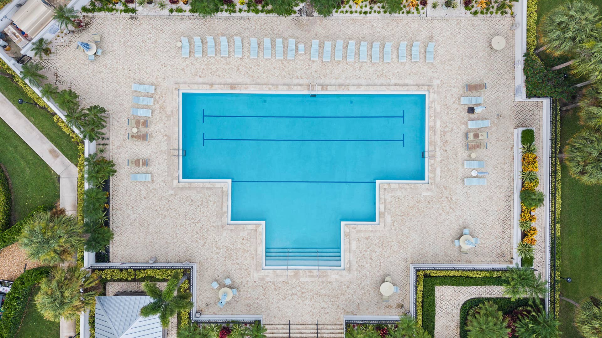 125 Beach Summit Court, Jupiter, FL 33477 Community Pool