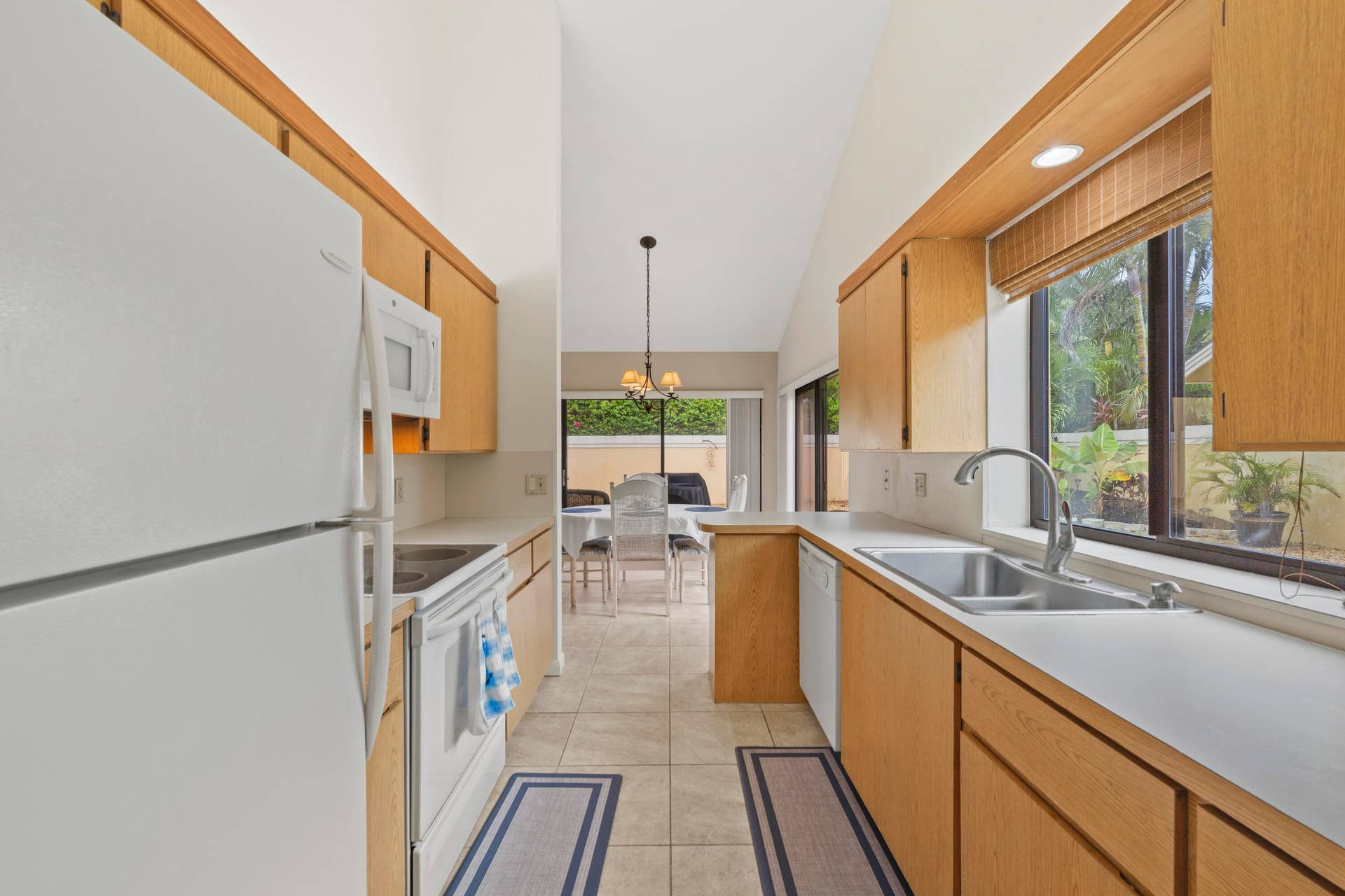 125 Beach Summit Court, Jupiter, FL 33477 Kitchen