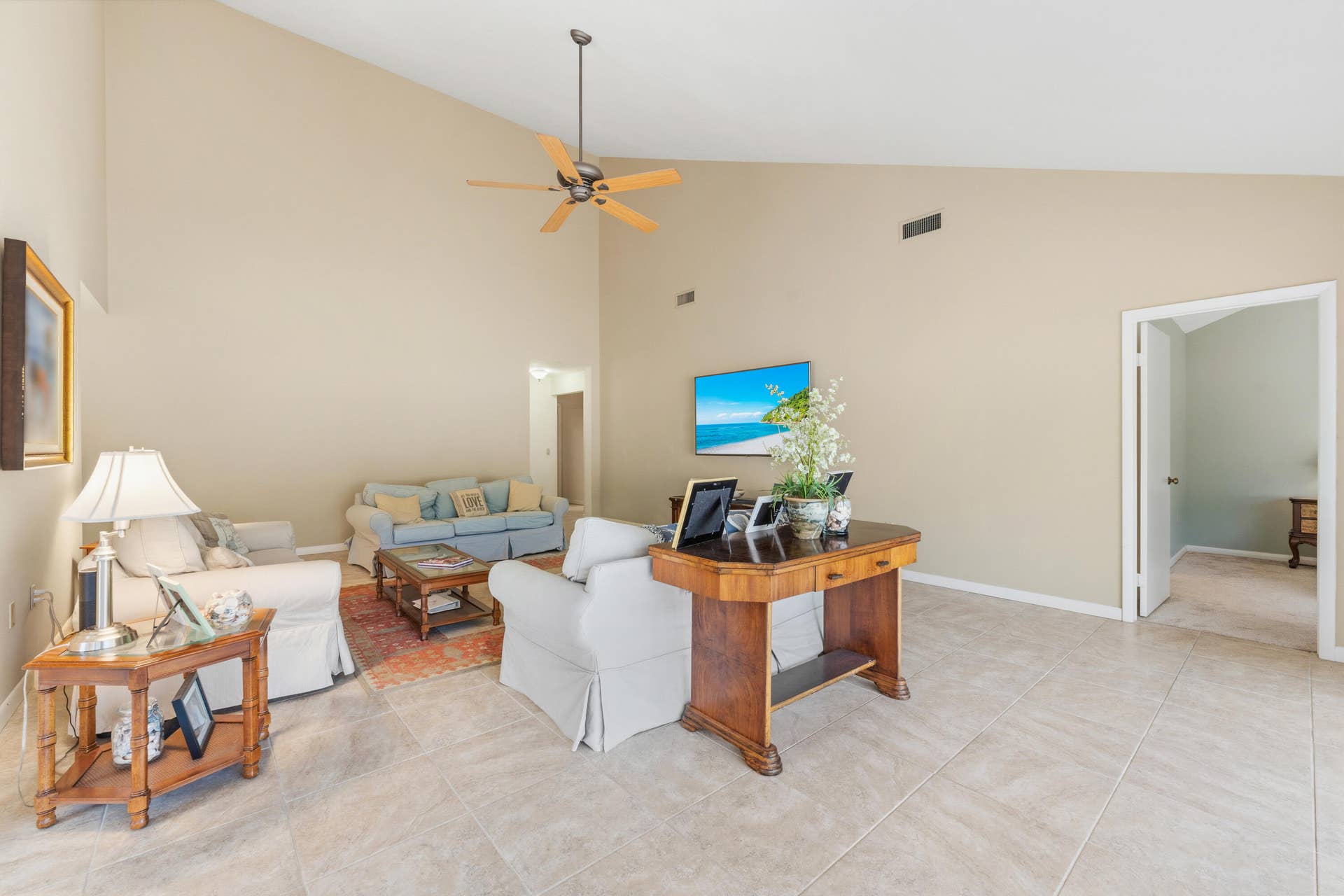 125 Beach Summit Court, Jupiter, FL 33477 Living Room