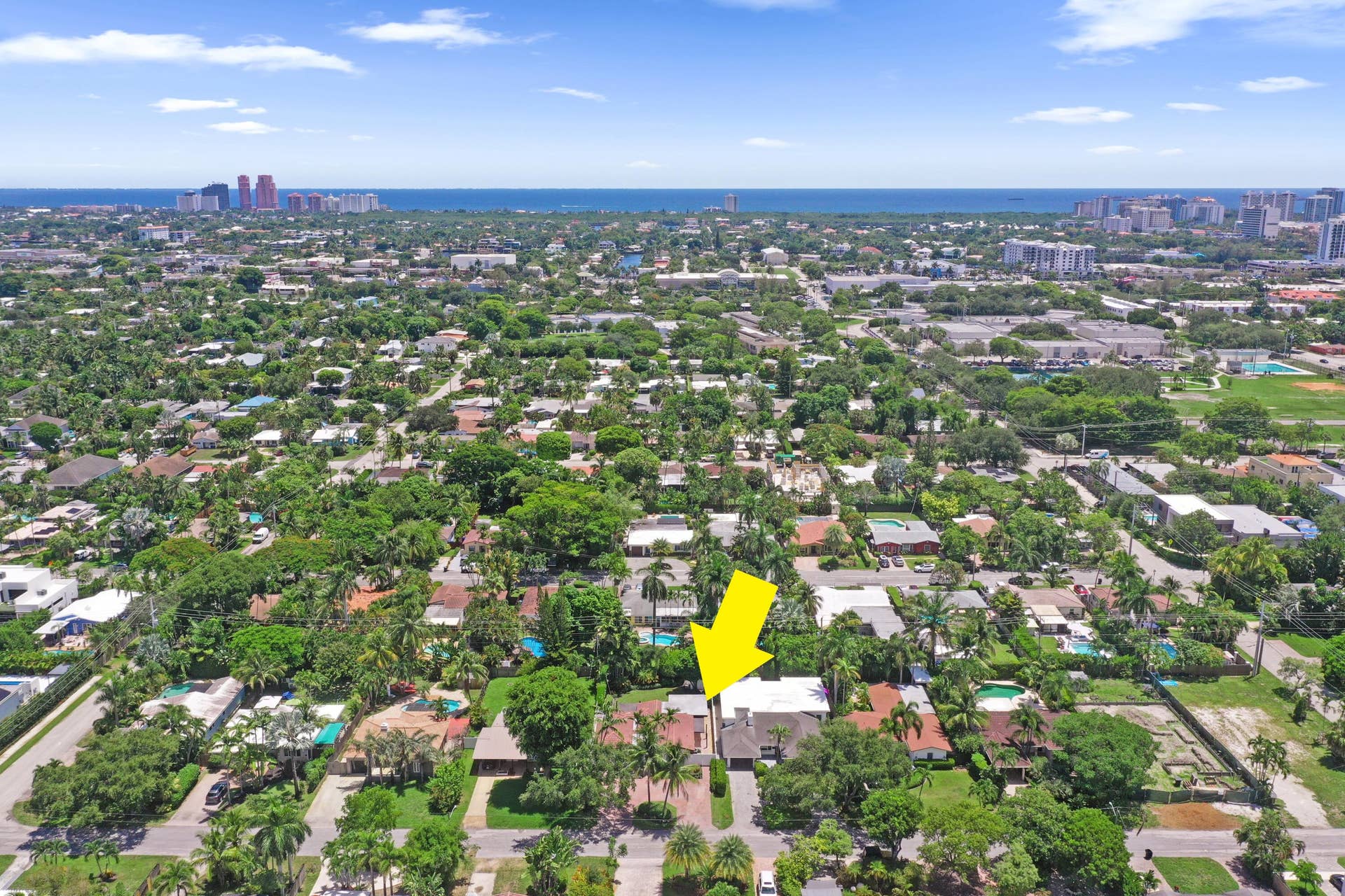 1424 NE 16TH Avenue, Fort Lauderdale, FL 33304 33-aerial to east DJI_0308