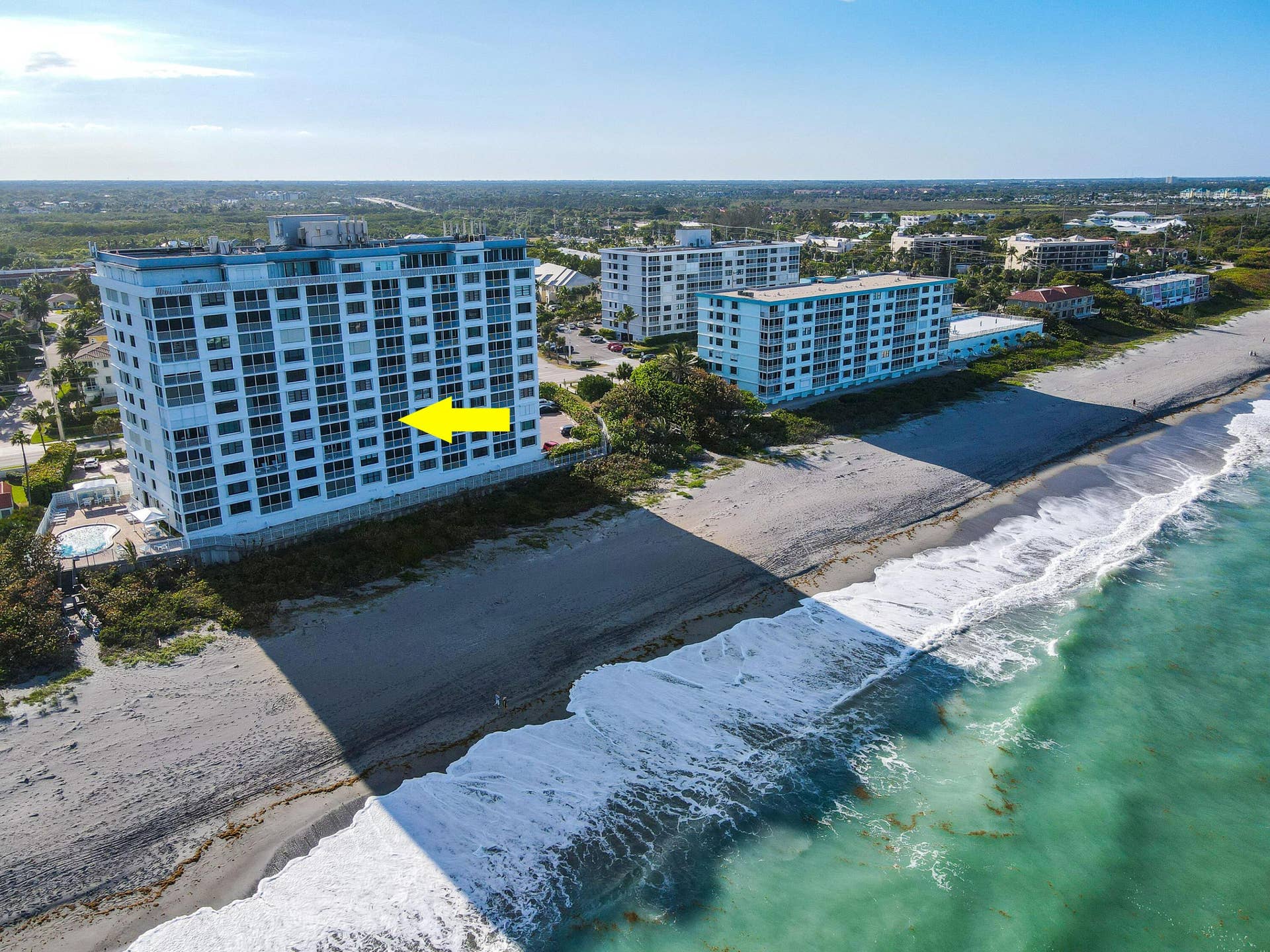 840 OCEAN Drive, #404, Juno Beach, FL 33408 840OceanDr#404Aeials(16)a