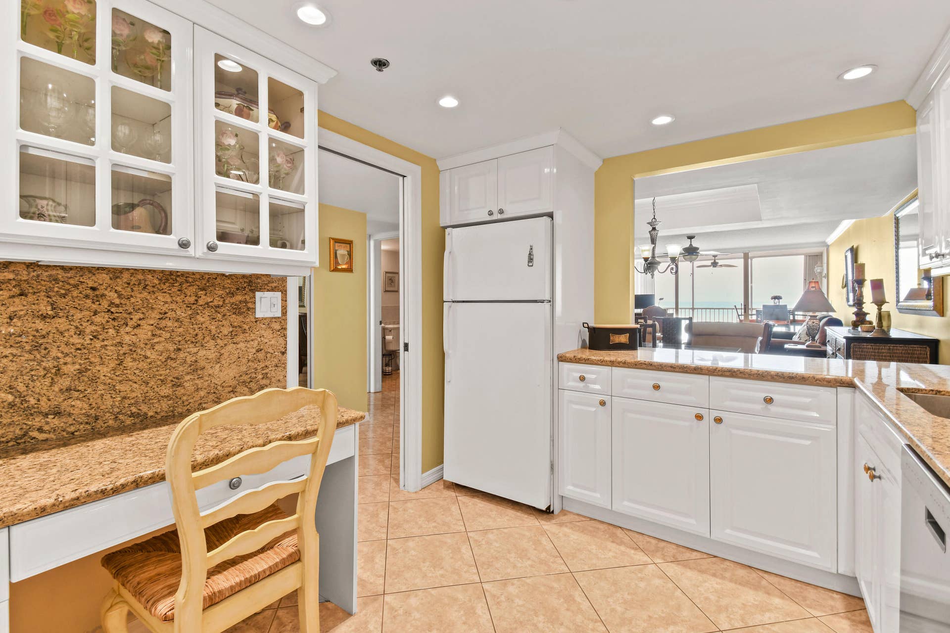 840 OCEAN Drive, #404, Juno Beach, FL 33408 840OceanDr#404_12