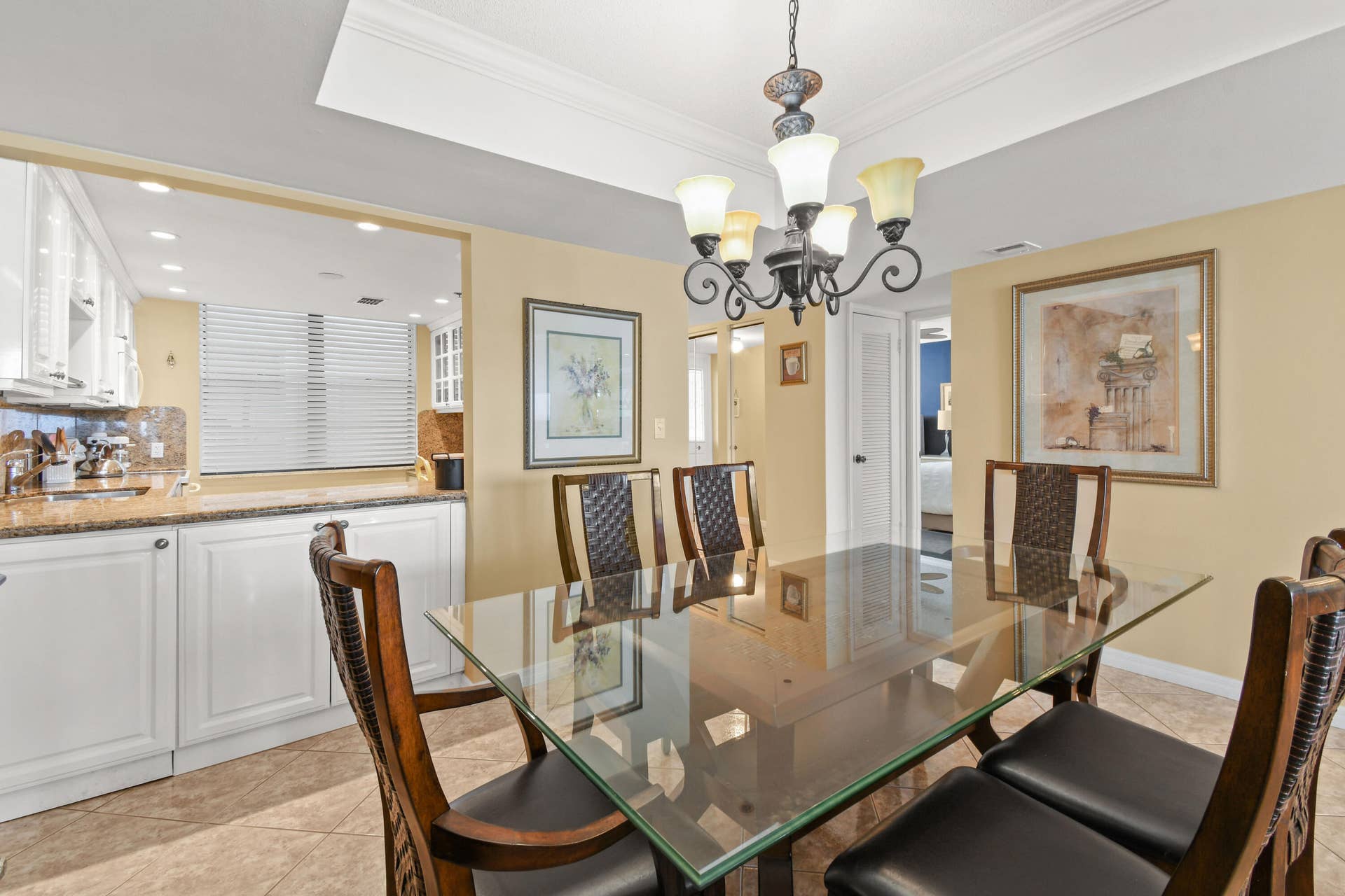 840 OCEAN Drive, #404, Juno Beach, FL 33408 840OceanDr#404_05
