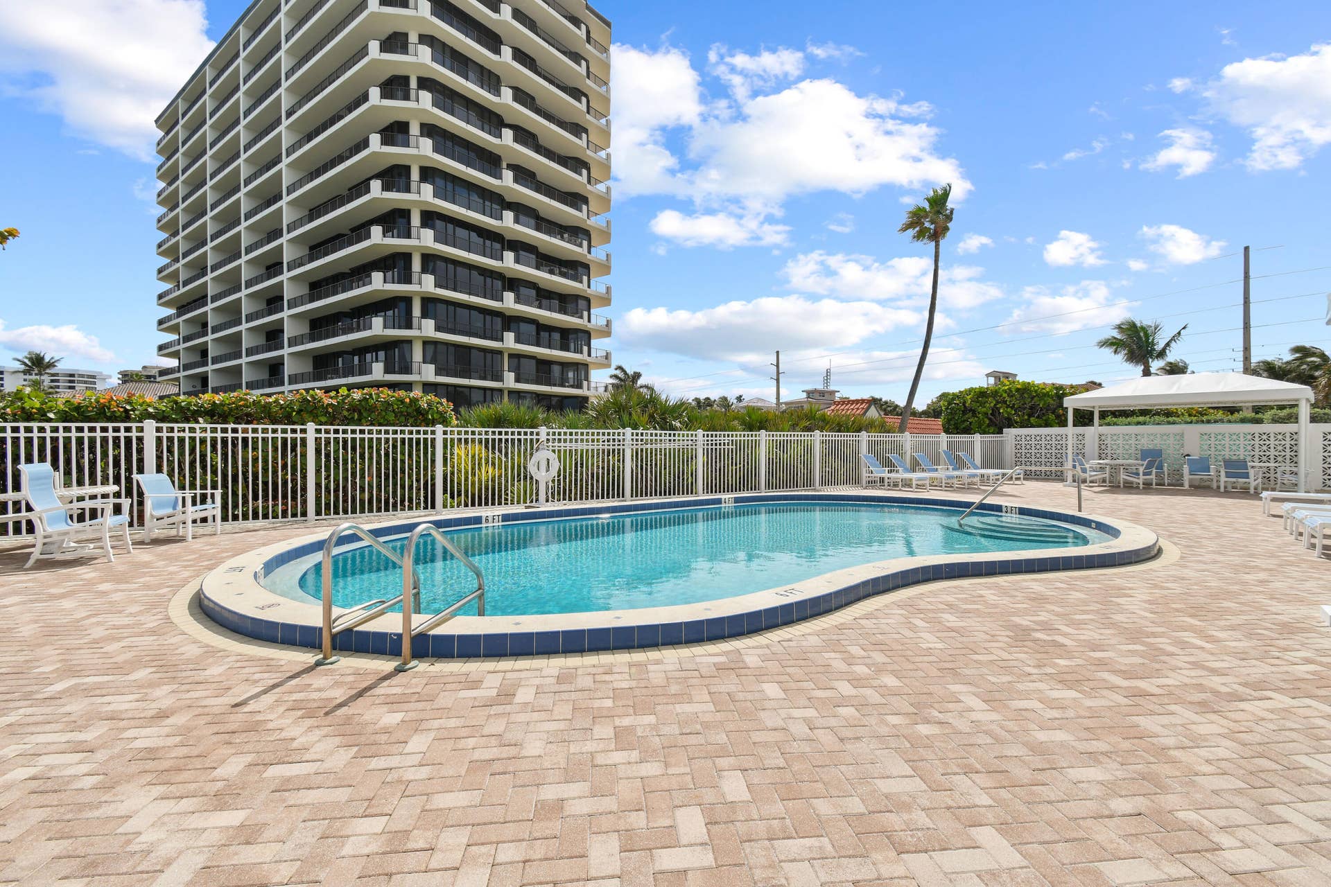 840 OCEAN Drive, #404, Juno Beach, FL 33408 Copyof840OceanDrive_07