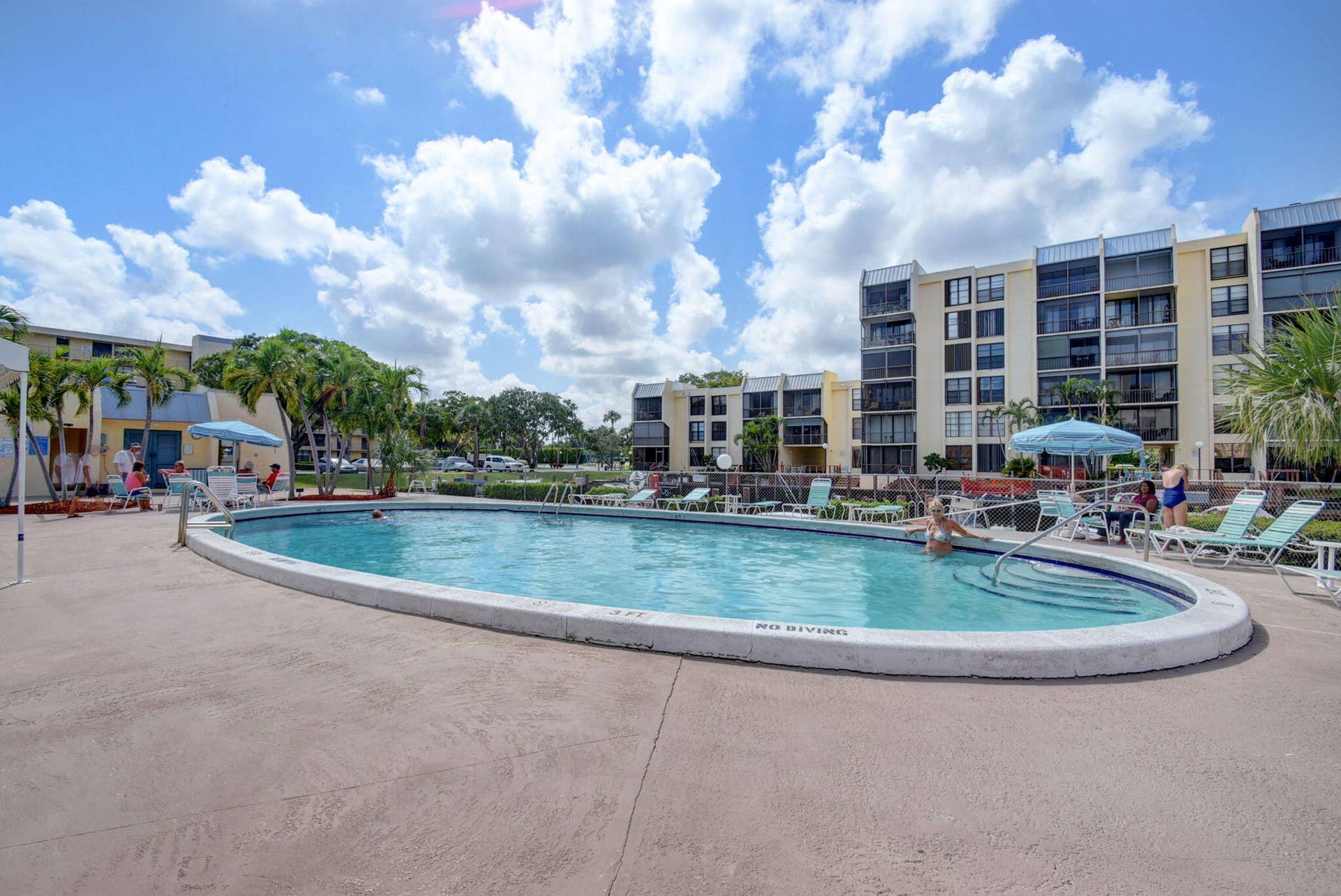 4 Royal Palm Way, #403, Boca Raton, FL 33432 Community Pool Close to Unit