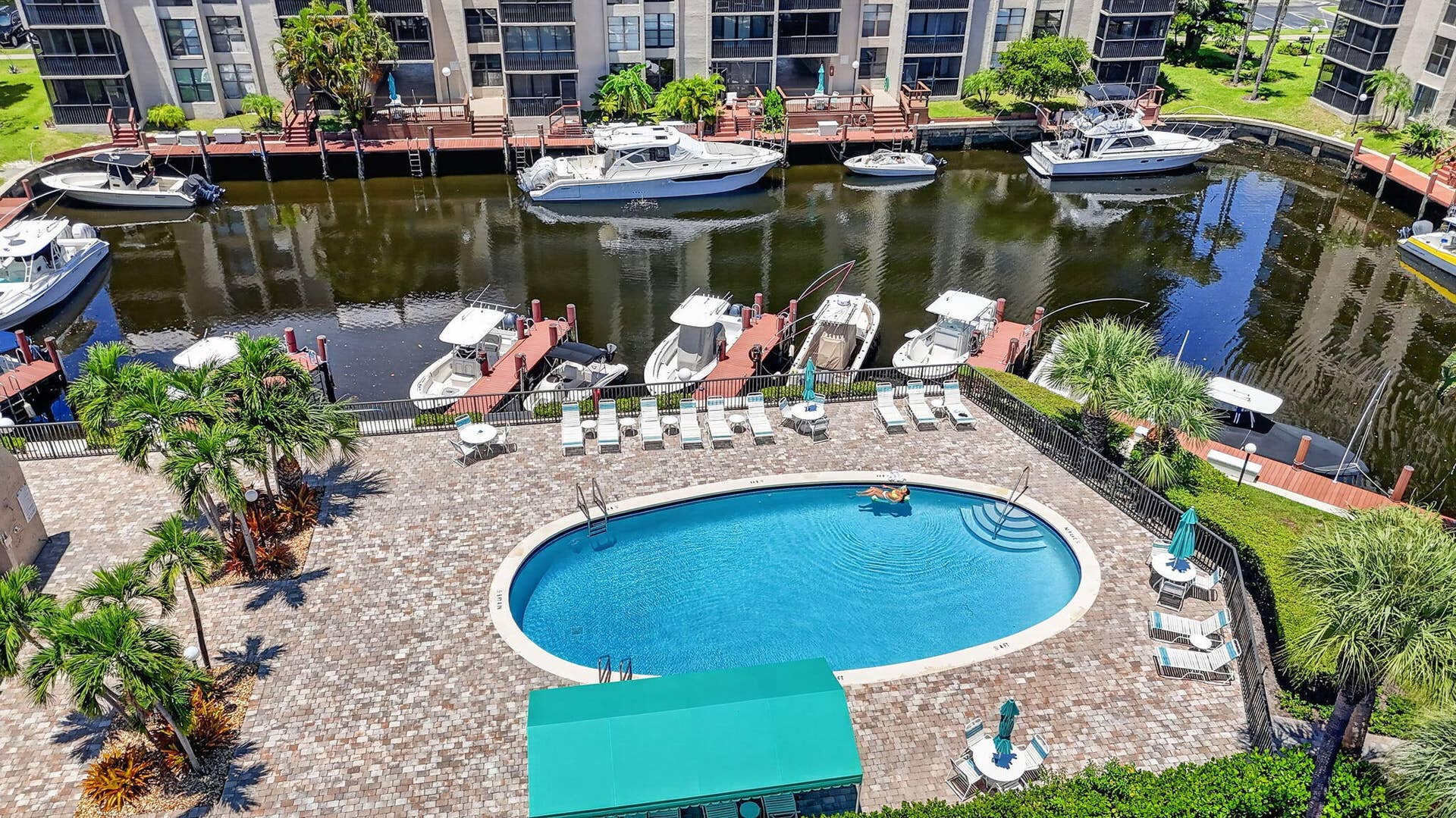 4 Royal Palm Way, #403, Boca Raton, FL 33432 Community Pool Closest to Unit