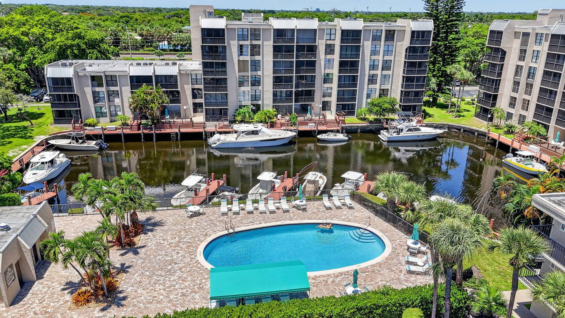4 Royal Palm Way, #403, Boca Raton, FL 33432 Community Pool Closest to Unit