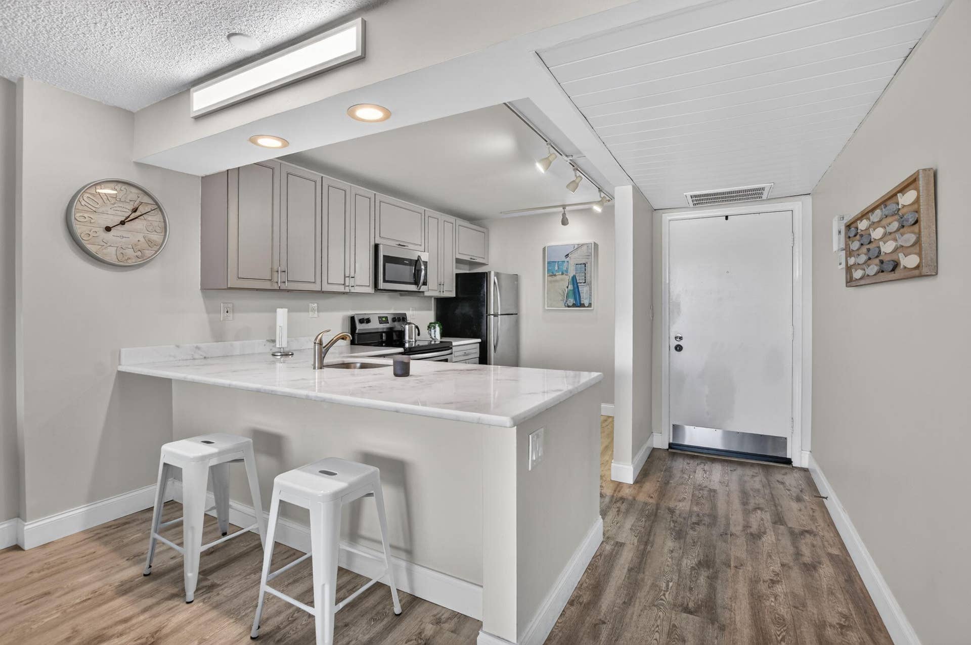 4 Royal Palm Way, #403, Boca Raton, FL 33432 Breakfast Bar