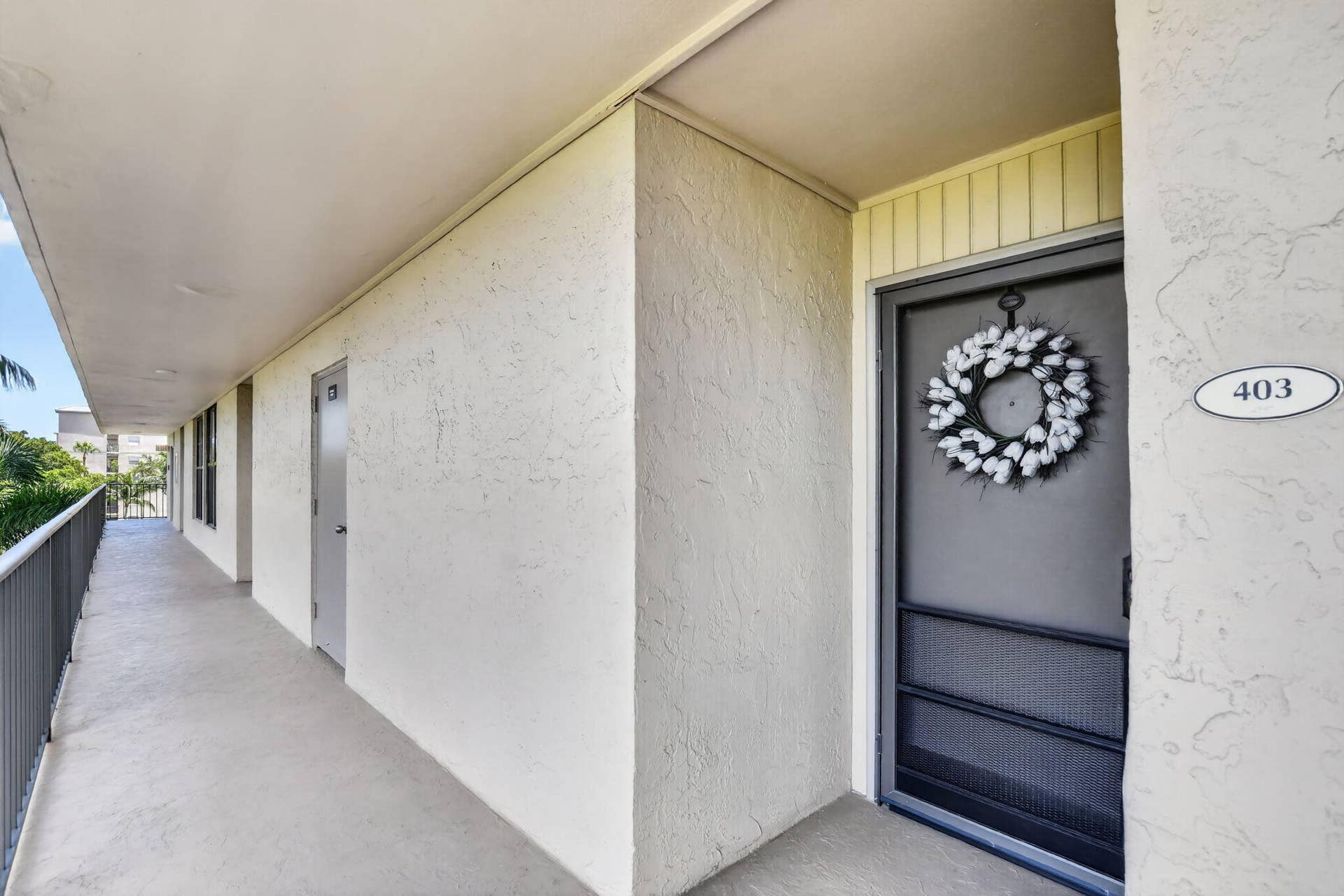 4 Royal Palm Way, #403, Boca Raton, FL 33432 Front Door