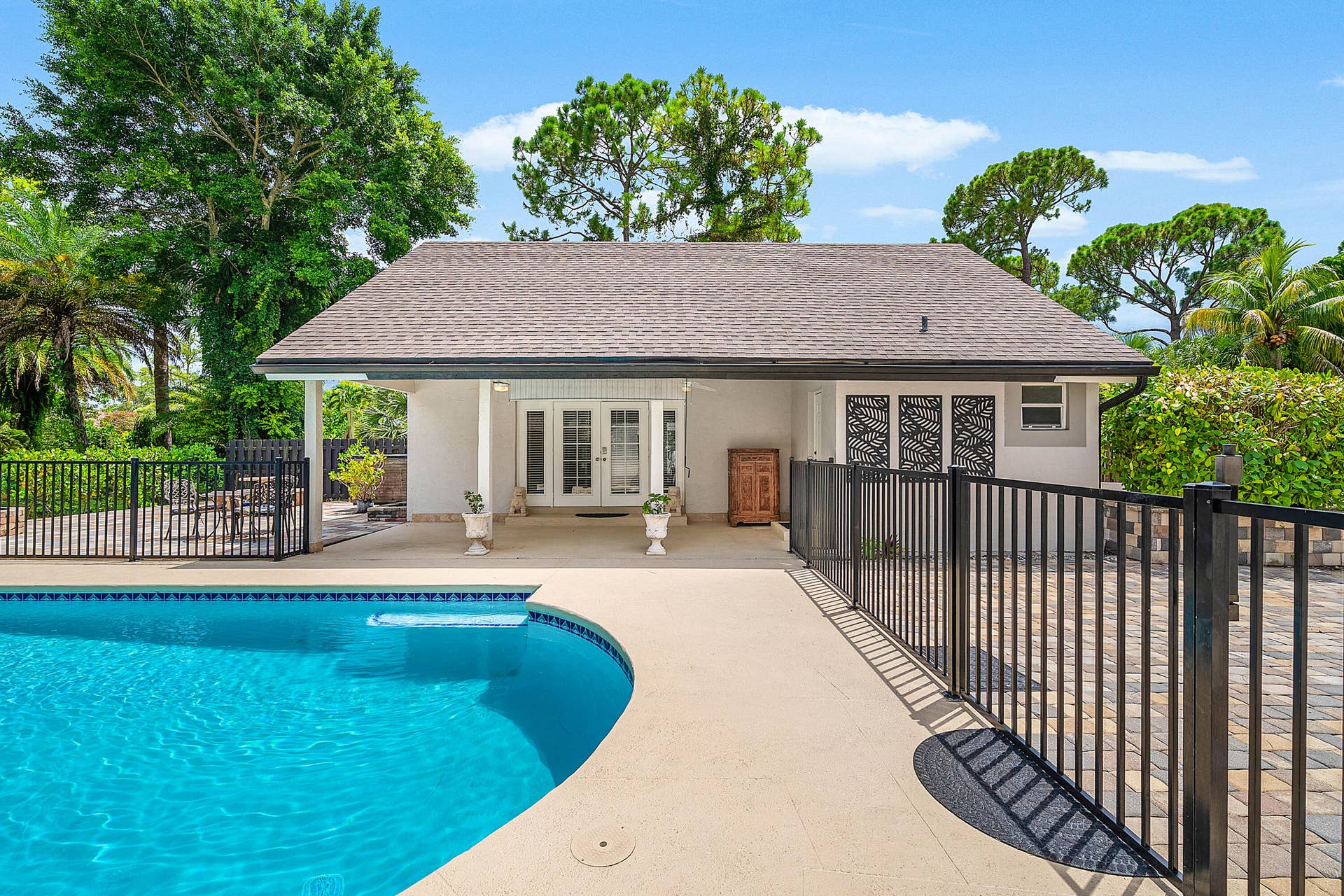 14829 STIRRUP Lane, Wellington, FL 33414 Guest house entry