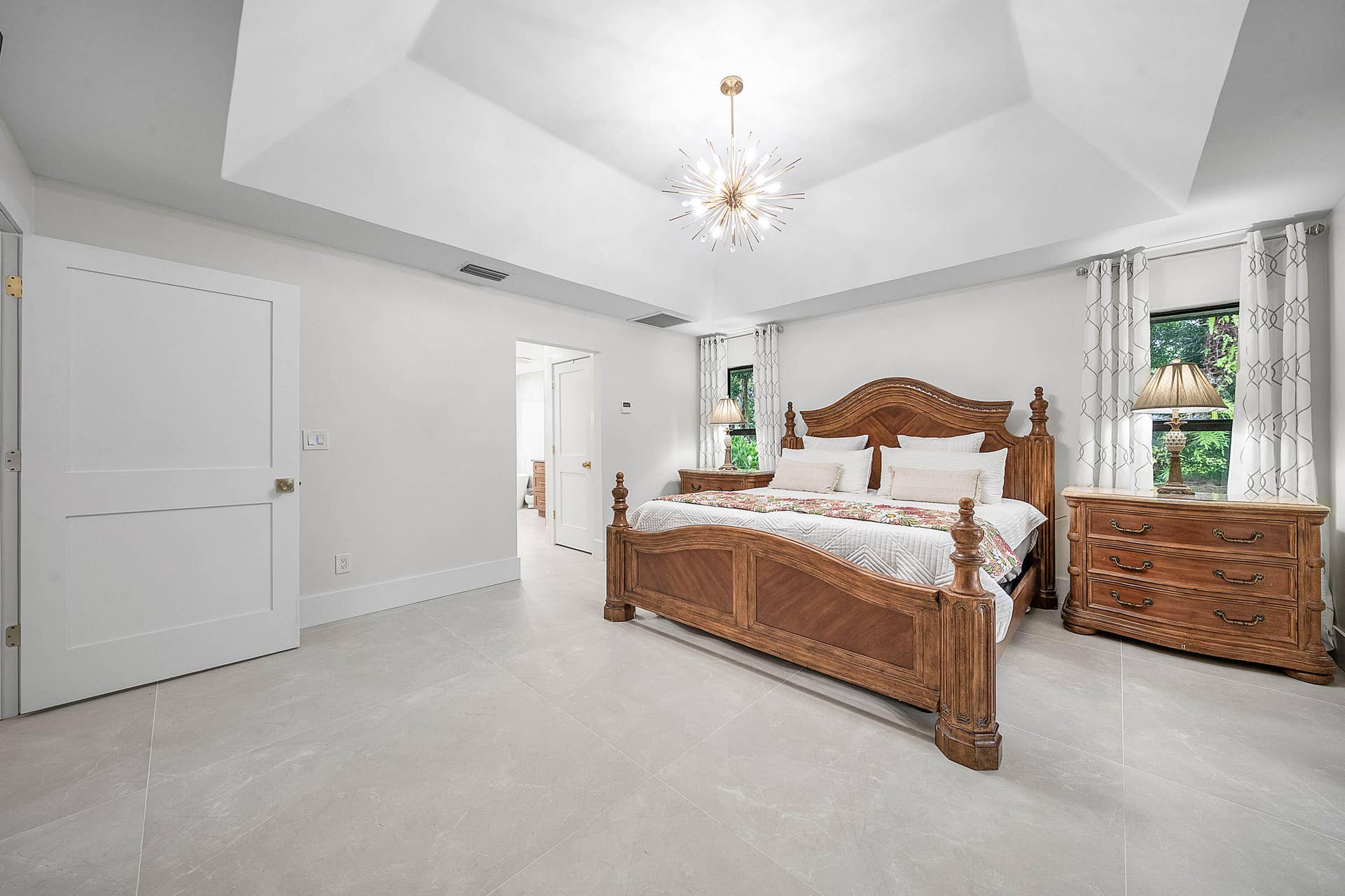 14829 STIRRUP Lane, Wellington, FL 33414 Master to bath