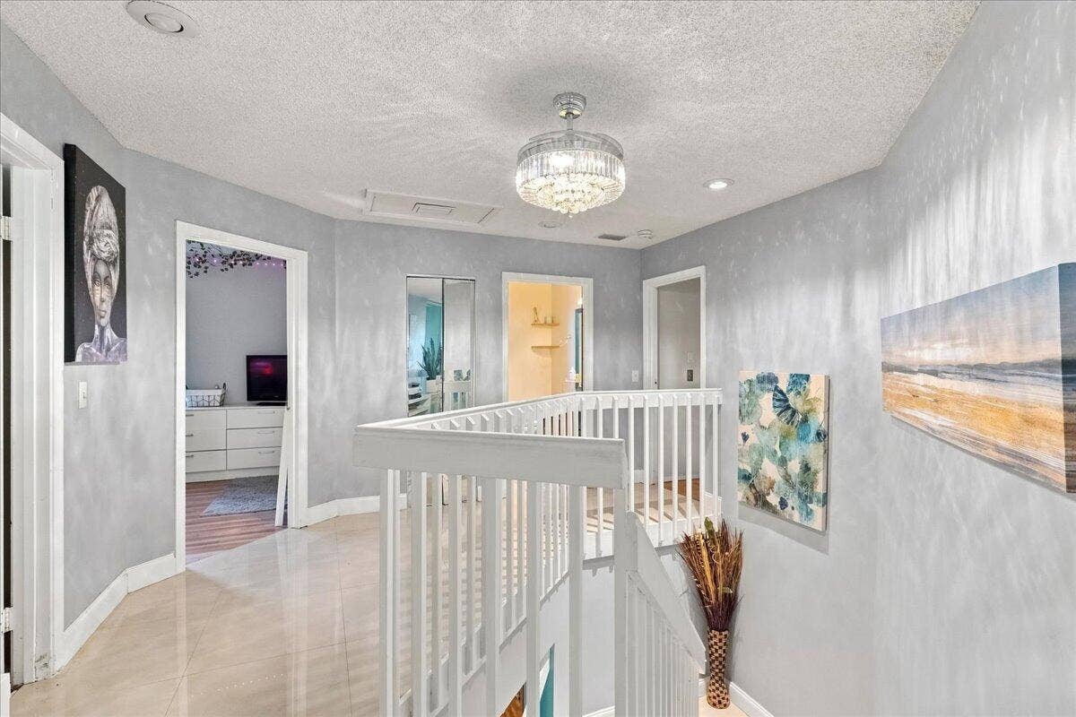 1430 SW 88TH Way, Pembroke Pines, FL 33025 21-8I8A_9083