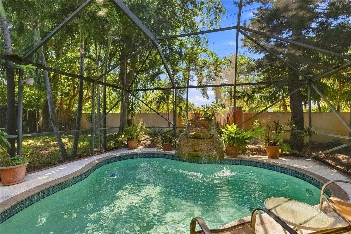 1430 SW 88TH Way, Pembroke Pines, FL 33025 32-8I8A_9023