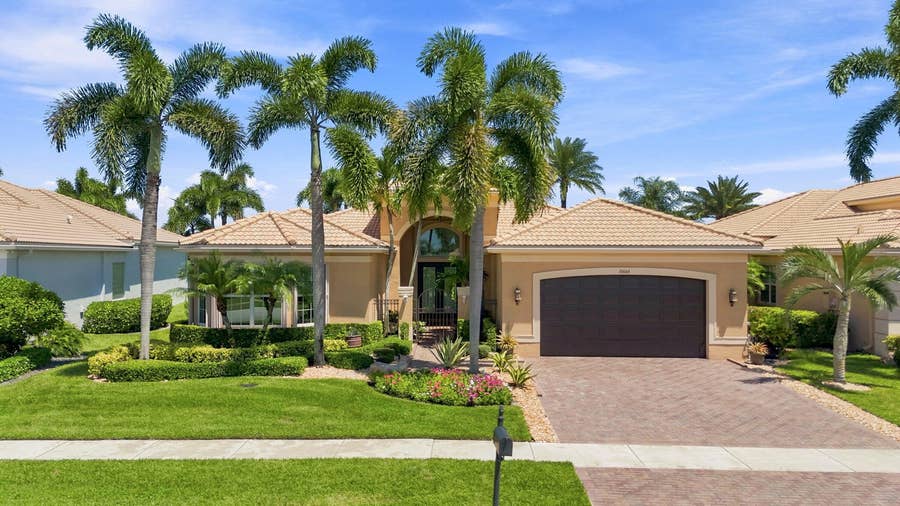 Property photo for 10684 Whitewind Circle, Boynton Beach, FL