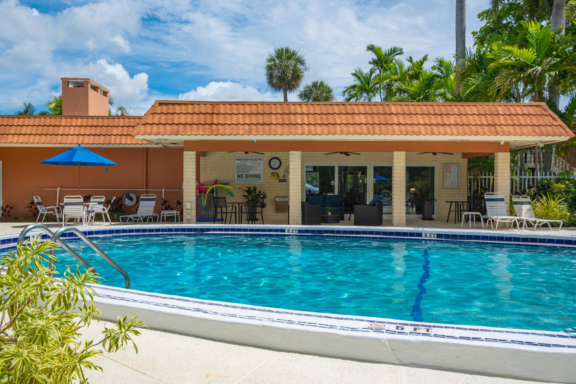 1920 NE 1ST Terrace, #212H, Wilton Manors, FL 33305 DSC00611