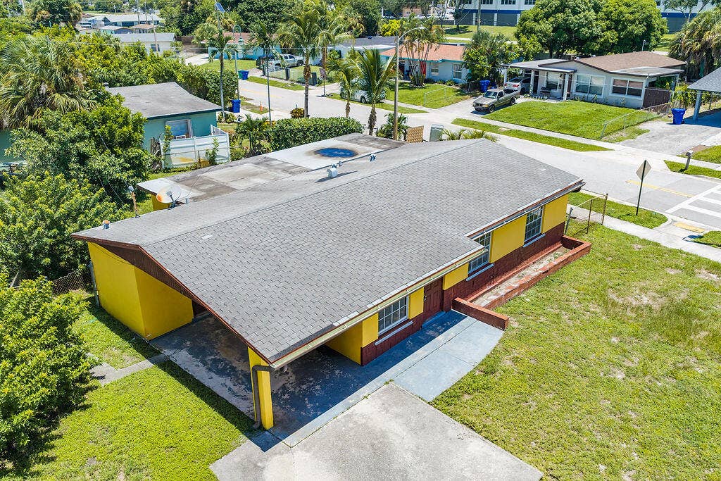1500 W 13TH Street W, Riviera Beach, FL 33404 1500W13thStreetRivieraBeacho-20