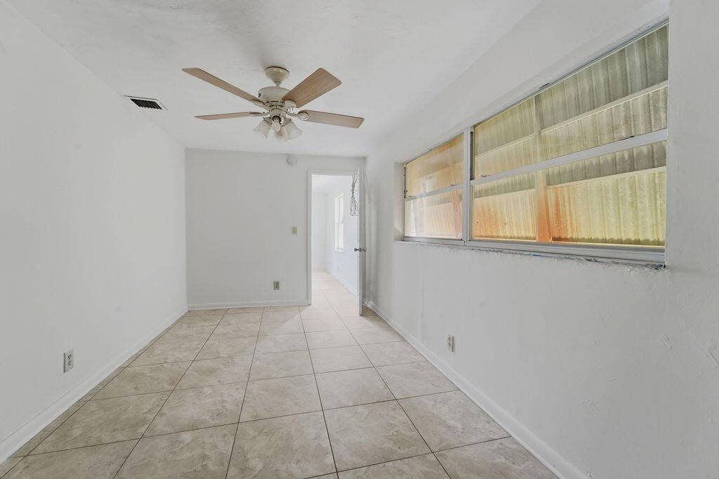1500 W 13TH Street W, Riviera Beach, FL 33404 1500_West_13th_Street_Riviera_Beach_010