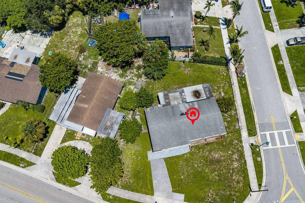 1500 W 13TH Street W, Riviera Beach, FL 33404 1500W13thStreetRivieraBeacho-10