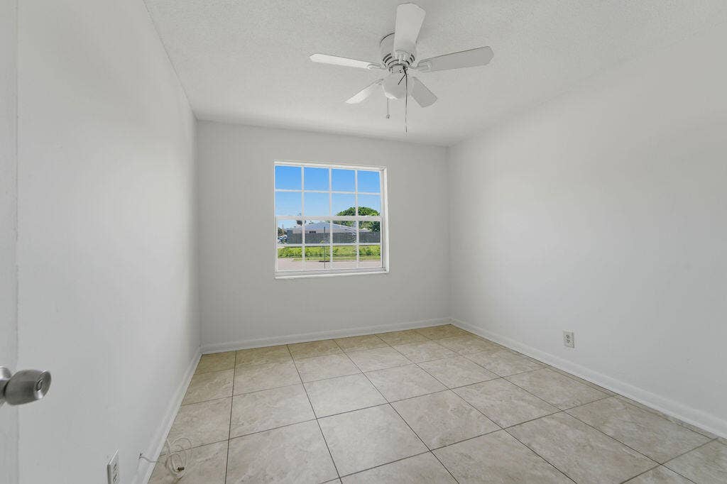 1500 W 13TH Street W, Riviera Beach, FL 33404 1500_West_13th_Street_Riviera_Beach_020