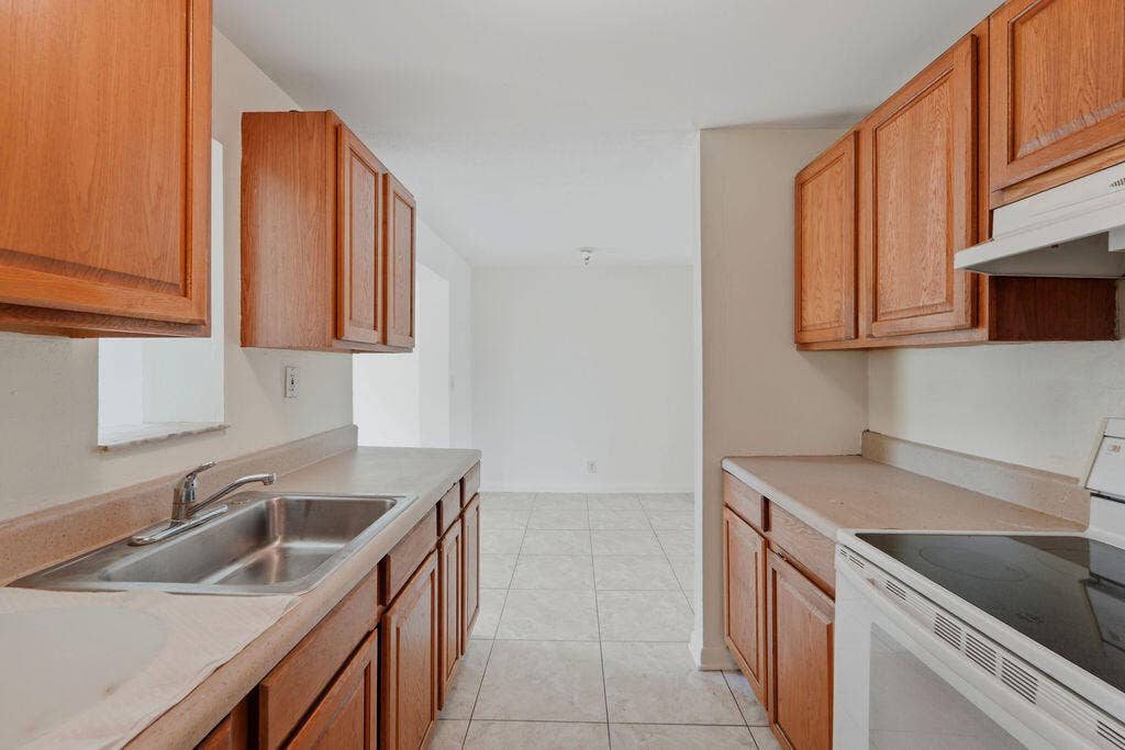 1500 W 13TH Street W, Riviera Beach, FL 33404 1500_West_13th_Street_Riviera_Beach_023