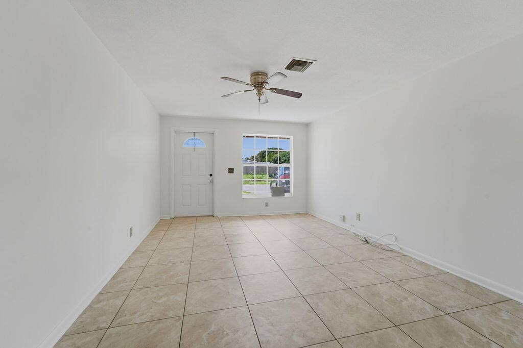 1500 W 13TH Street W, Riviera Beach, FL 33404 1500_West_13th_Street_Riviera_Beach_001