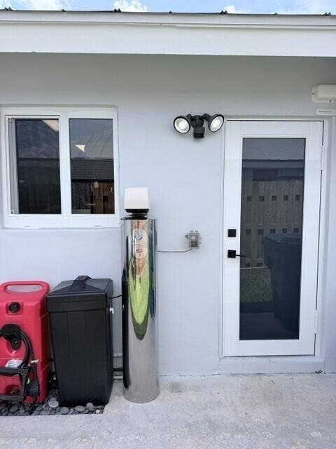 1201 SW 25TH Avenue, Boynton Beach, FL 33426 Enjoy cleaner, higher-quality water throughout the home with a whole-house water purification and softening system. This valuable upgrade helps reduce impurities and hard-water minerals for enhanced comfort and convenience.
