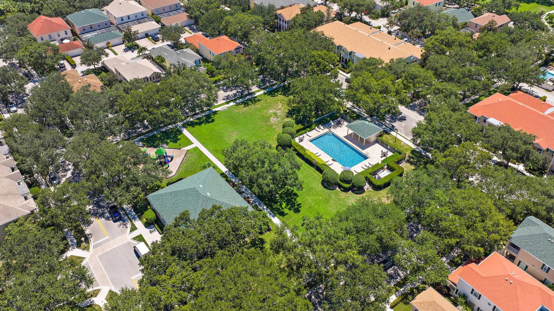 Clubhouse Pool