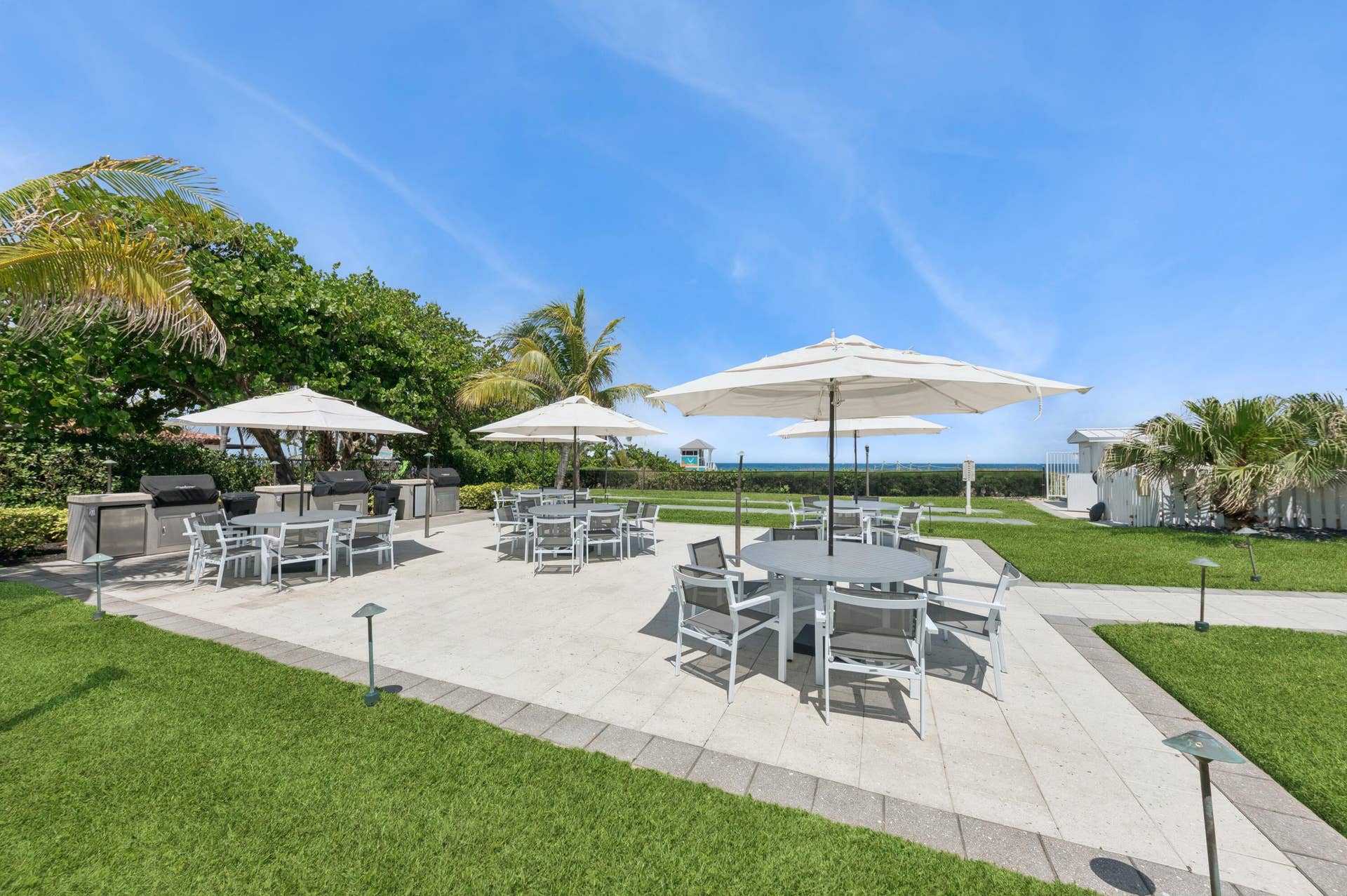 333 NE 21ST Avenue, #1118, Deerfield Beach, Deerfield Beach, FL 33441 barbecue area