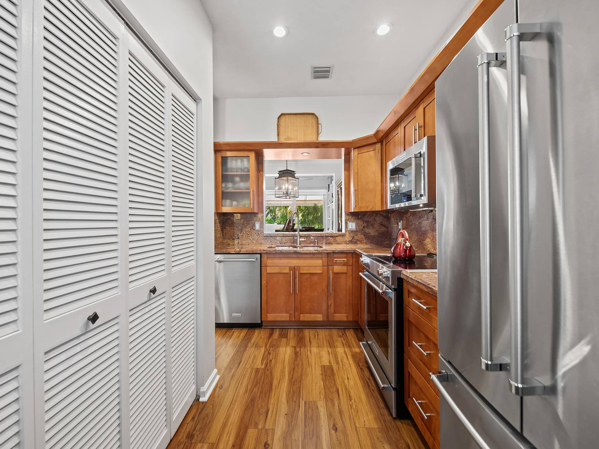 2928 PORT ROYALE Lane S, Fort Lauderdale, FL 33308 DSC_4268