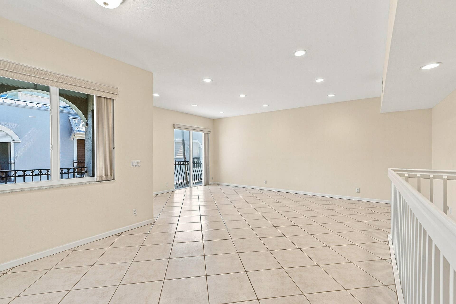 4619 Poinciana Street, #7A, Lauderdale By The Sea, FL 33308 Living/Dining