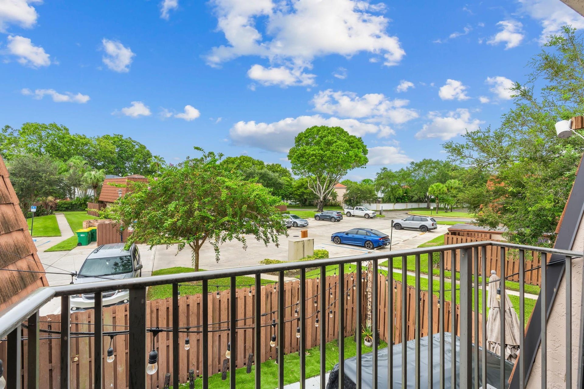 4065 WIMBLEDON Drive, Cooper City, FL 33026 Photo 4