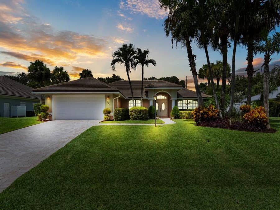 Property photo for 1365 ADMIRALS Walk, Vero Beach, FL