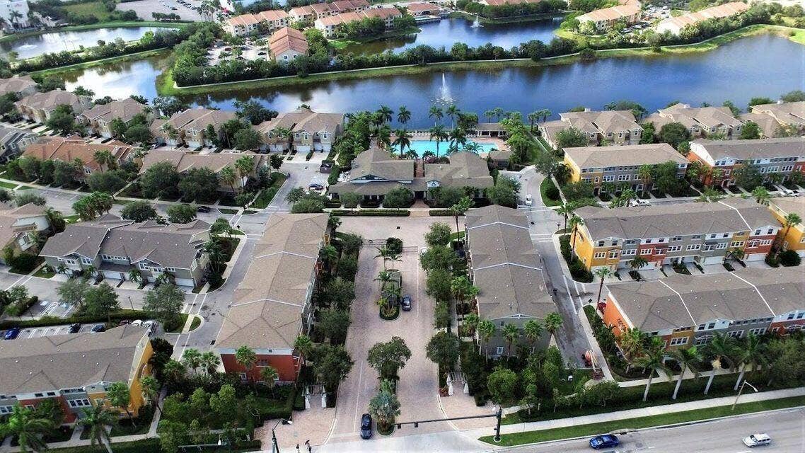 entry aerial