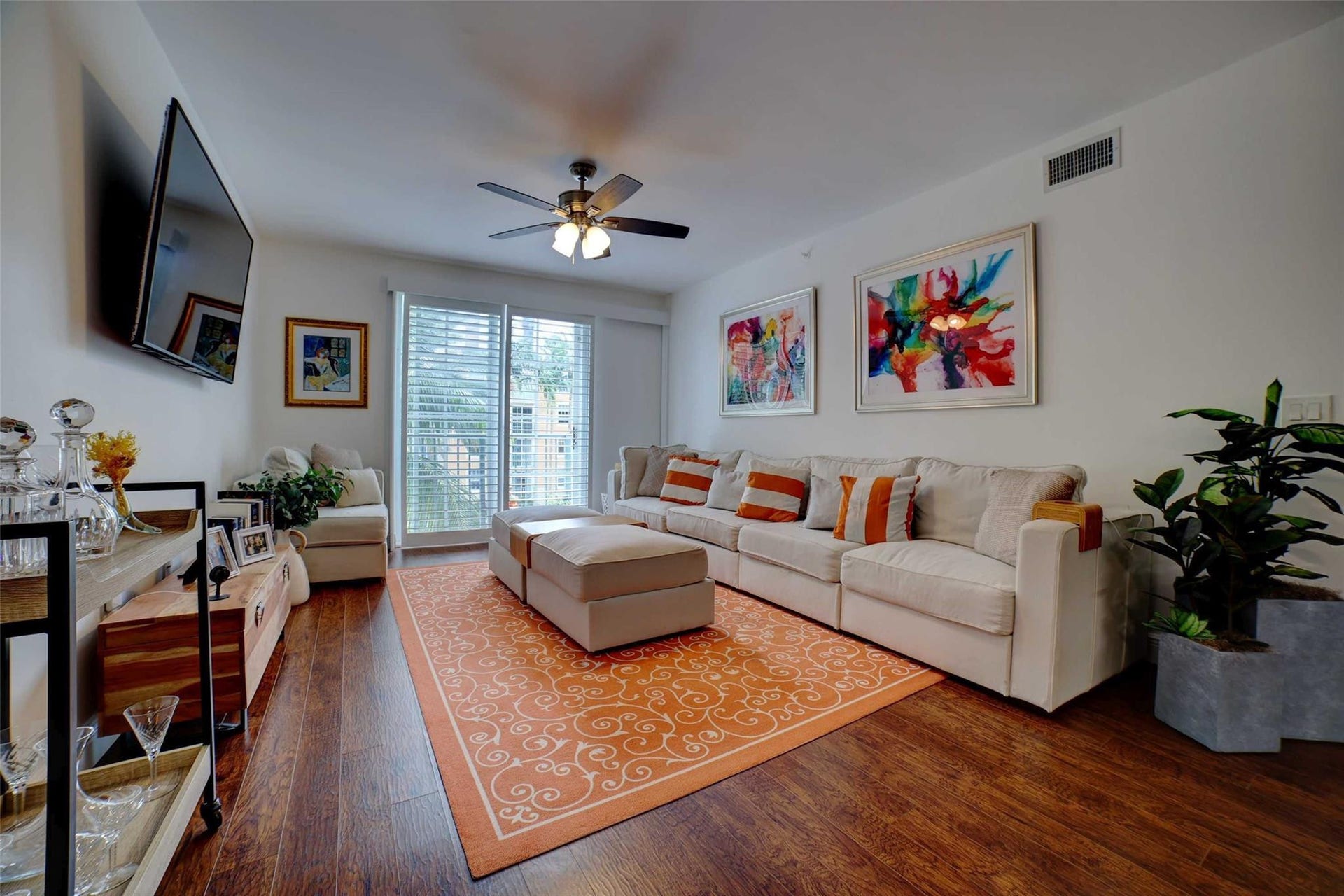720 S Sapodilla Avenue, #413, West Palm Beach, West Palm Beach, FL 33401 Photo 3