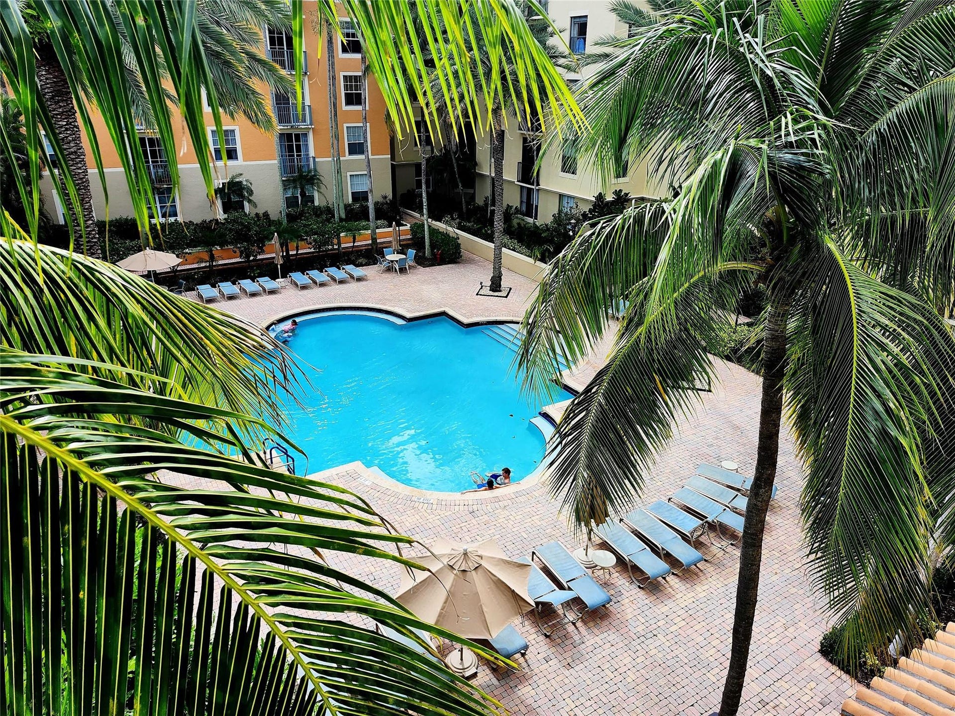 720 S Sapodilla Avenue, #413, West Palm Beach, West Palm Beach, FL 33401 Photo 10